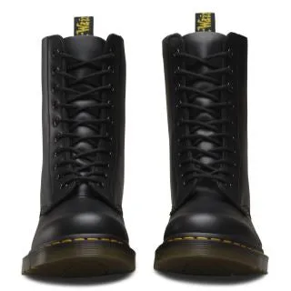 1490 BLACK SMOOTH BOOT