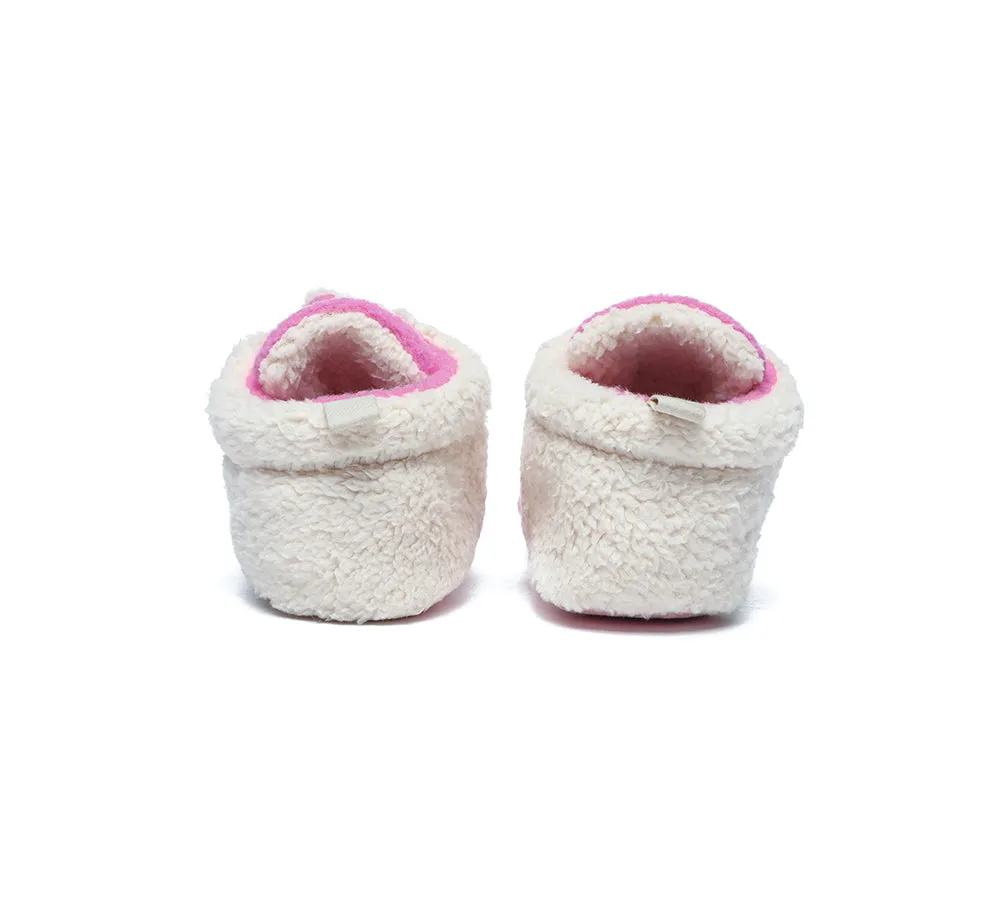 UGG AUSTRALIAN SHEPHERD Baby Booties Gift Set with Shearling Bear Beanie and Scarf